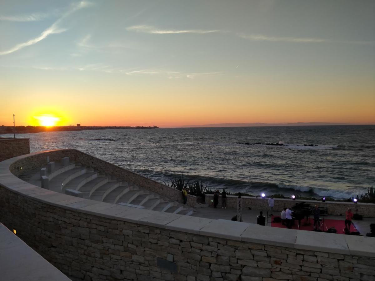 Monolocale Prezioso Villa Trani Eksteriør bilde